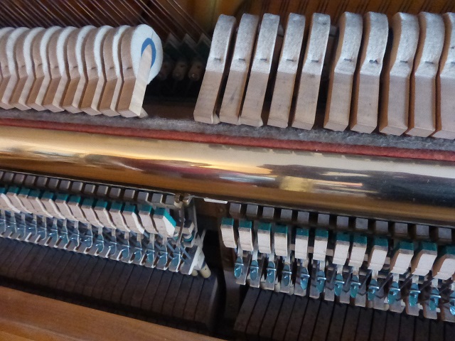 Pianino "Gustav R�sler"